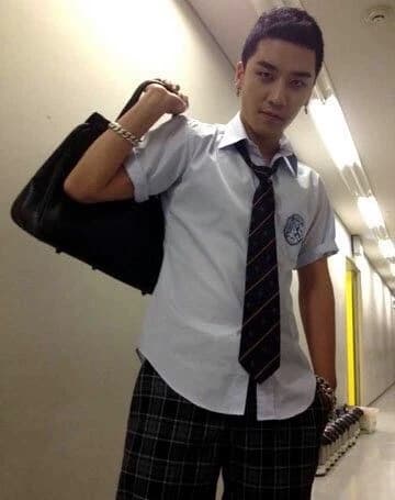 Seungri - Zorban thumbnail