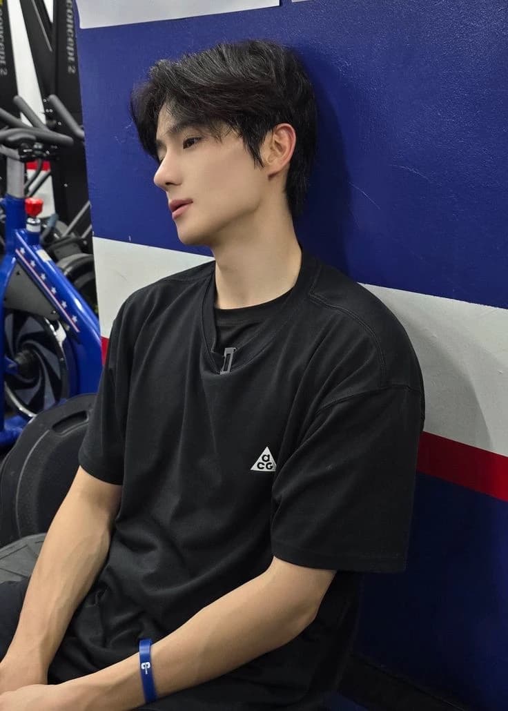 Hyunjae  thumbnail