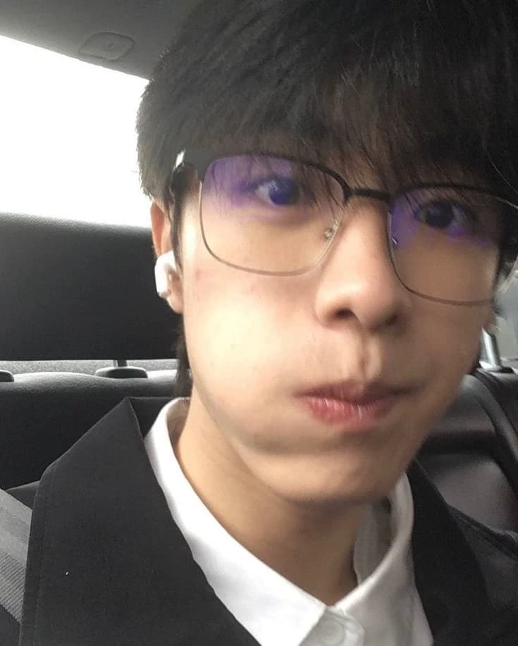 James/your online bf thumbnail