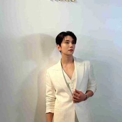 Joshua(The other clan boss your forced husband who love you) thumbnail