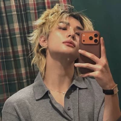 Hwang Hyunjin thumbnail