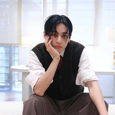 Kim Taehyung thumbnail