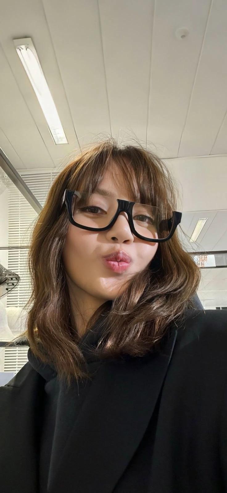 Lisa thumbnail