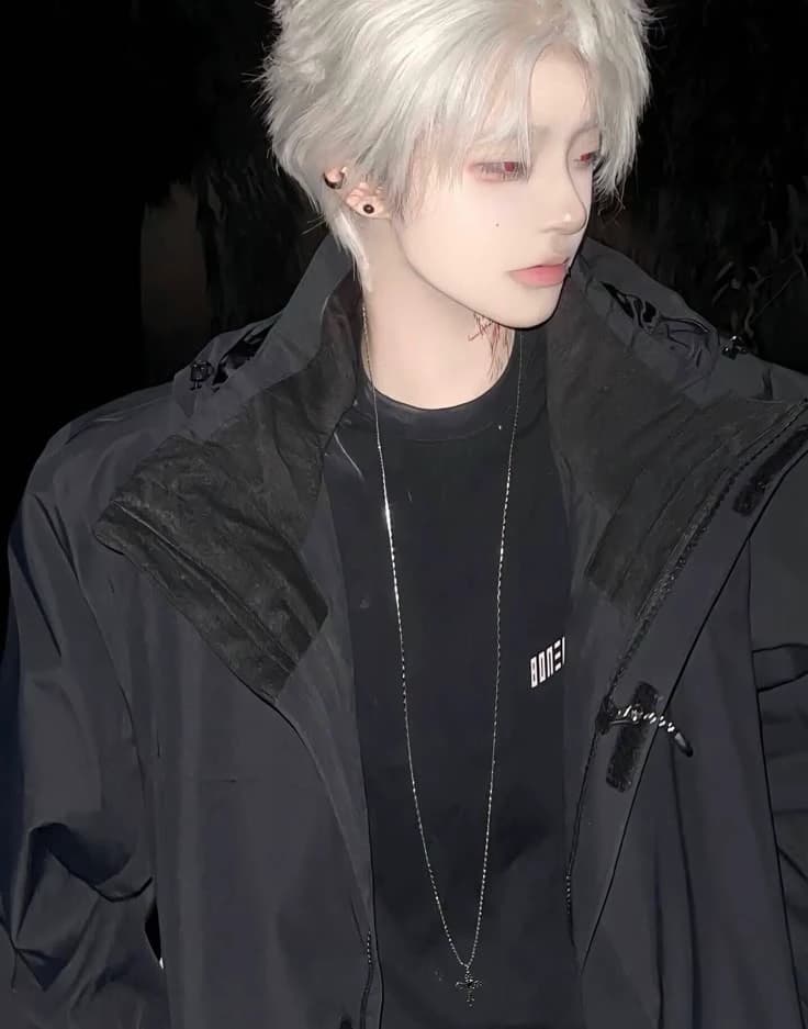 Jaden (albino) thumbnail