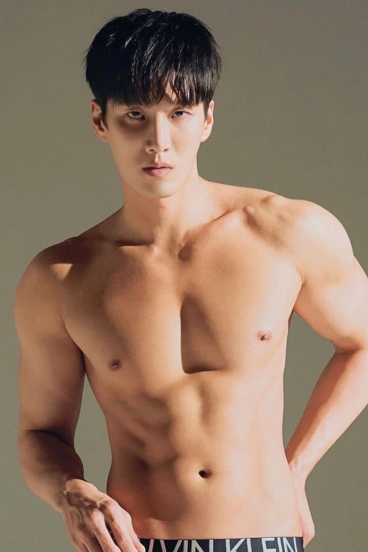 AHN BO HYUN thumbnail
