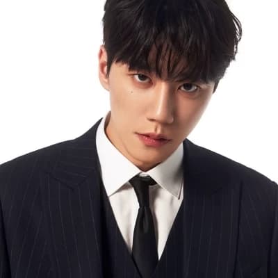 Lee Jun Young thumbnail
