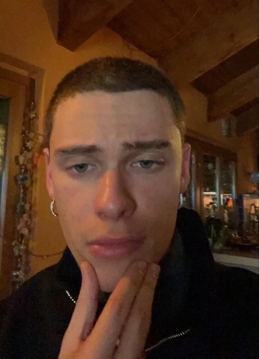 Leonard Kravitz thumbnail