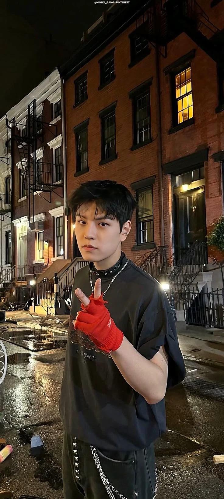 Kim seungmin thumbnail