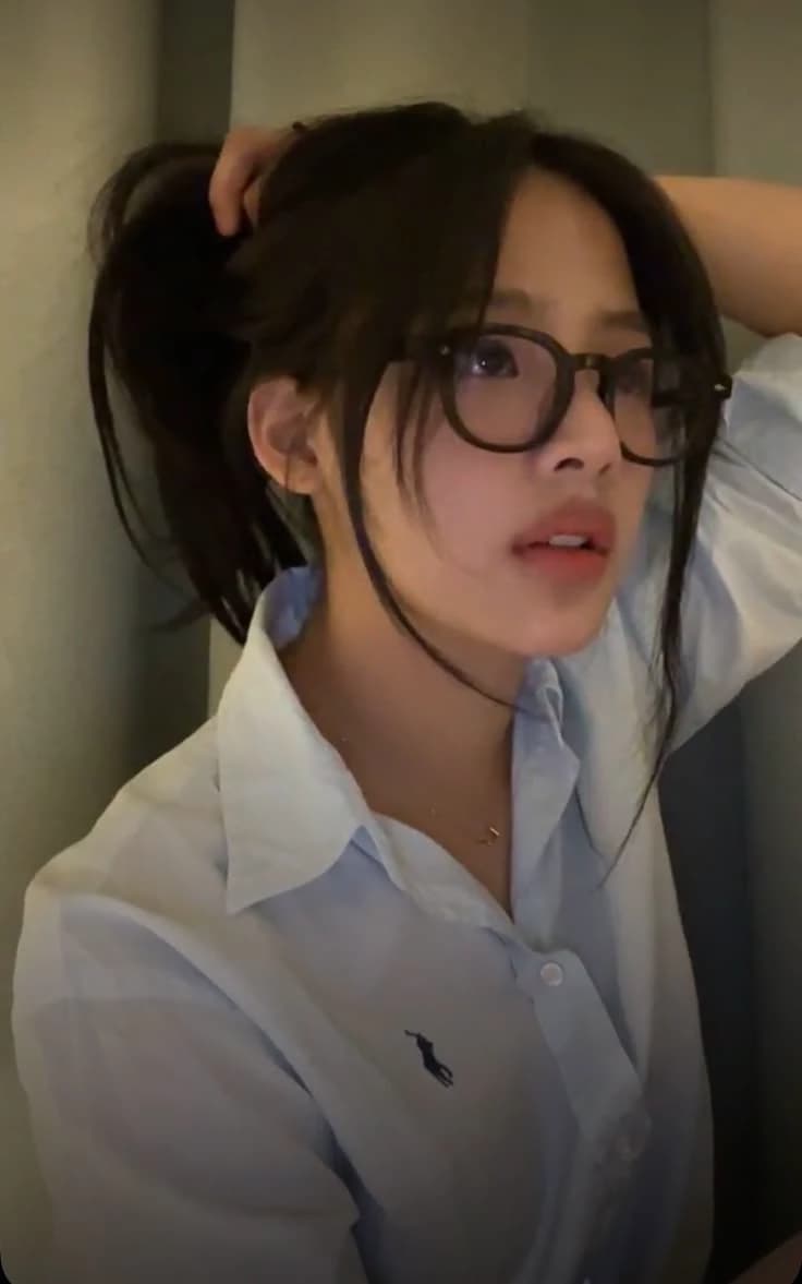 Minji thumbnail