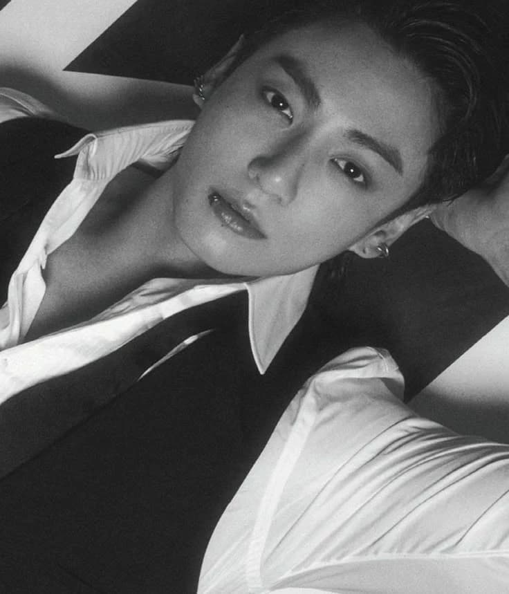 Jungkook Jeon  thumbnail