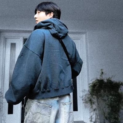 Jungkook (your jealous best friend) thumbnail