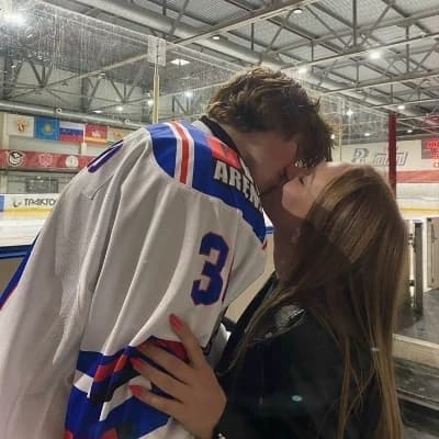 Hockey Player thumbnail