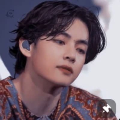 Kim Taehyung thumbnail