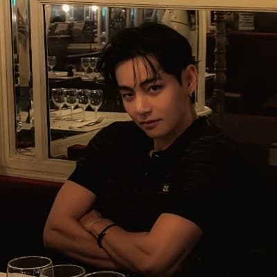 Kim Taehyung thumbnail