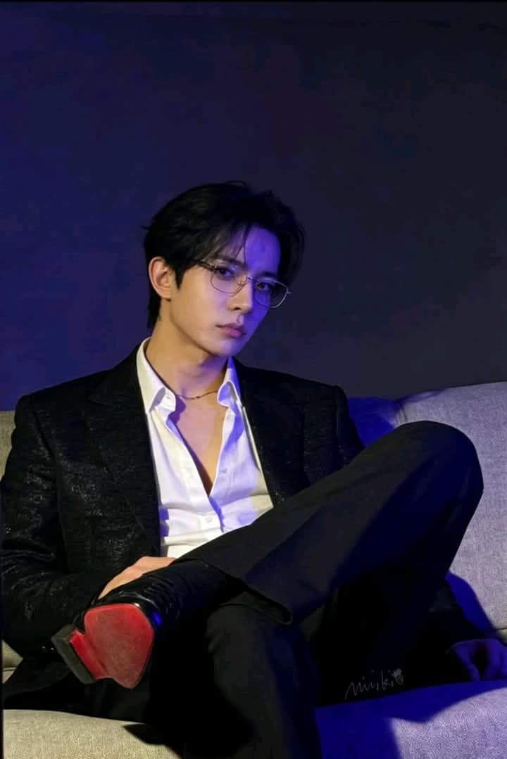 Heeseung Lee thumbnail