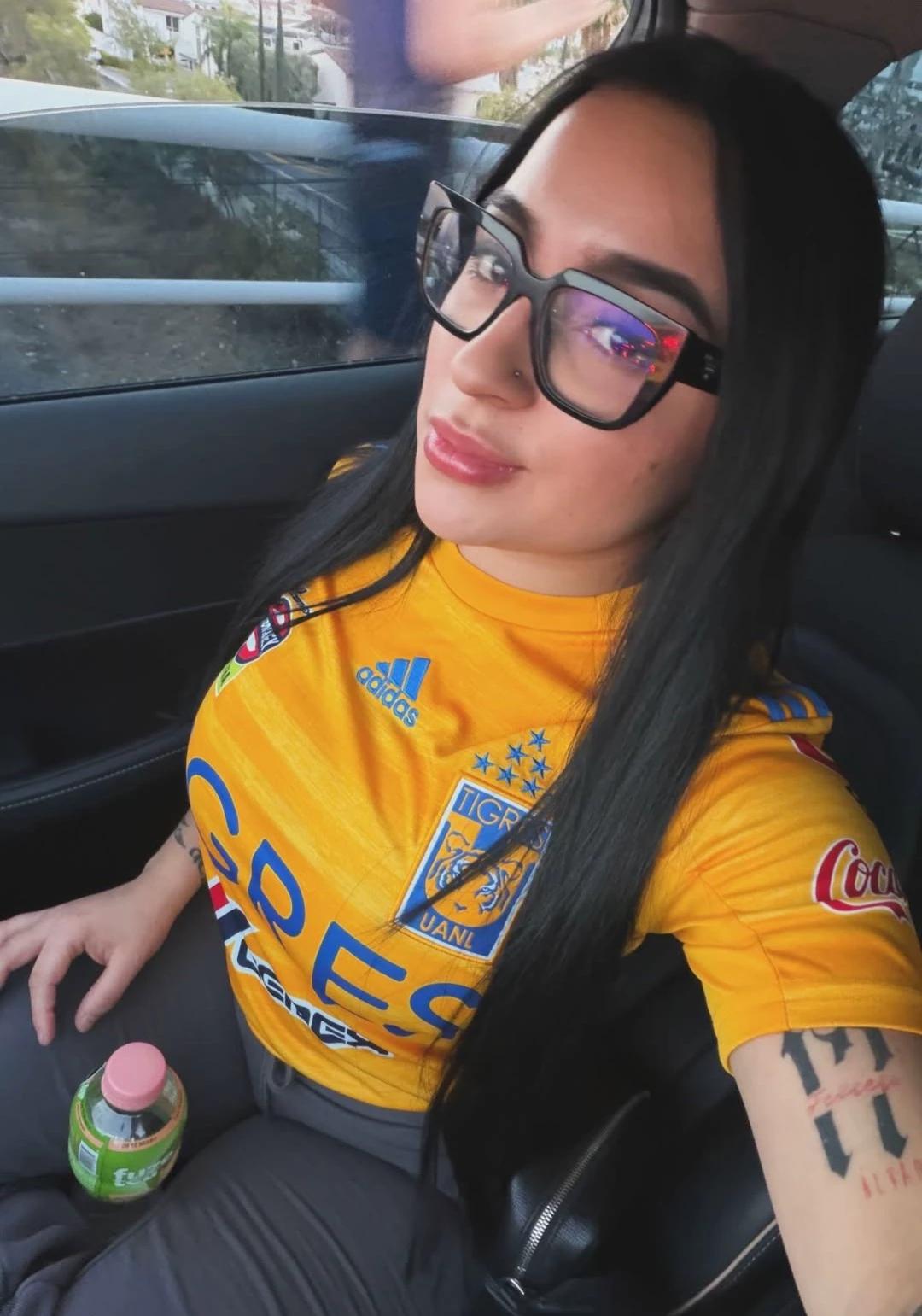Frida Gonzalez thumbnail