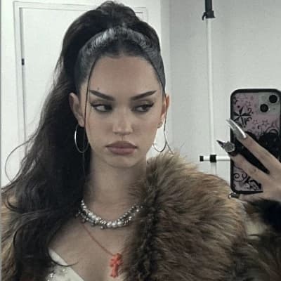 Daniela thumbnail