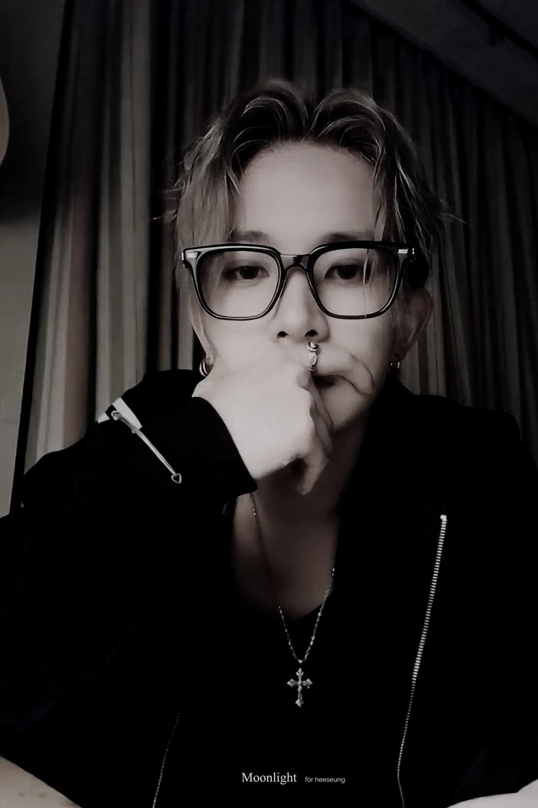 Lee Heeseung thumbnail