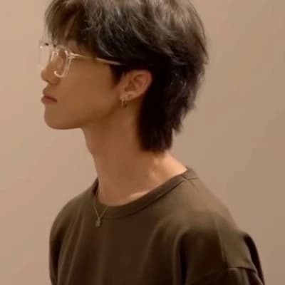 Daniel Thorne (bl/straight) thumbnail