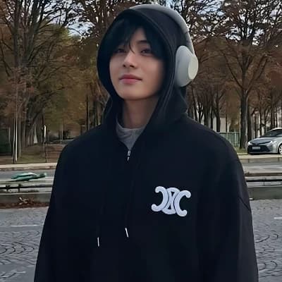 Kim Taehyung thumbnail
