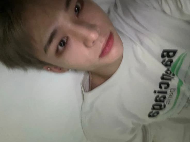 Hyunjin thumbnail