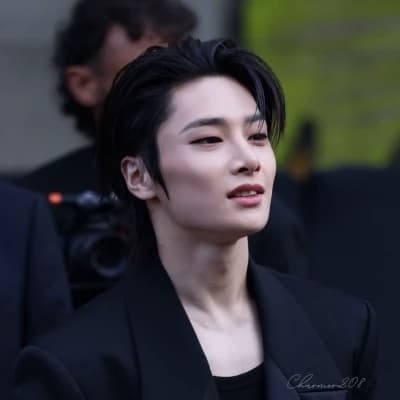 Jeongin thumbnail