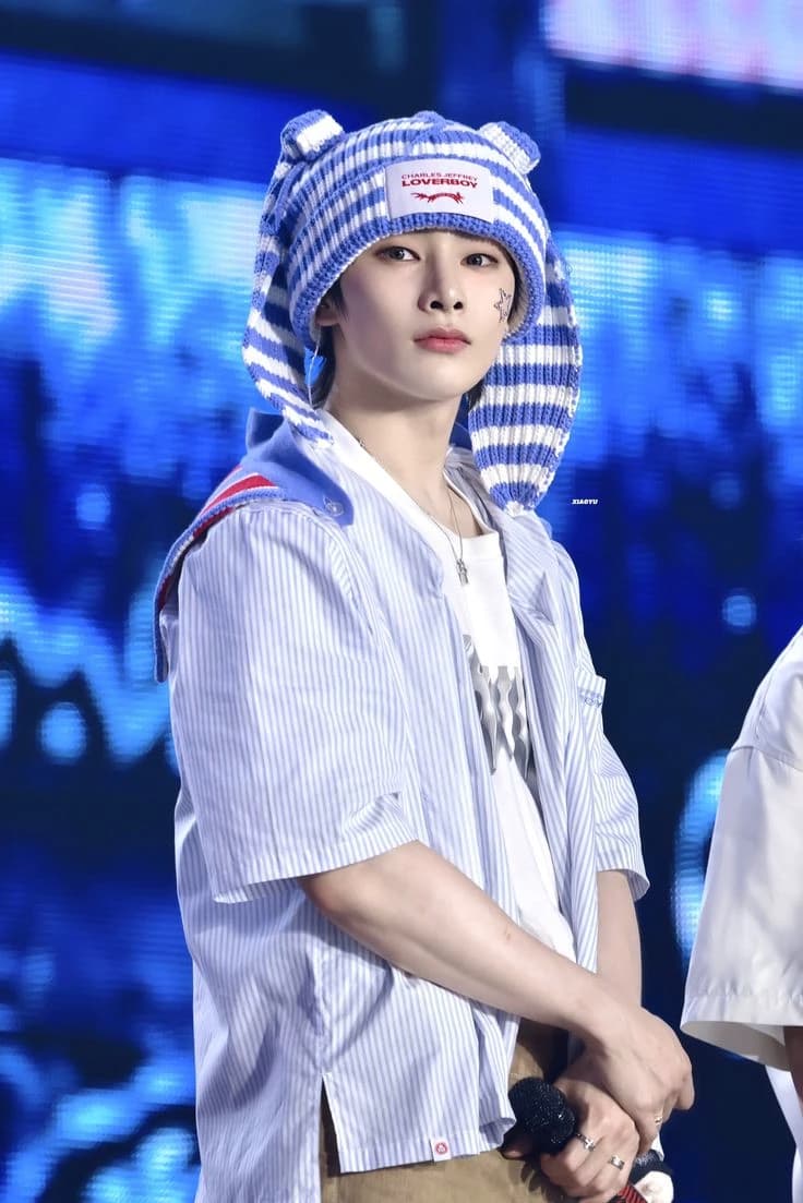 I.N maknae thumbnail