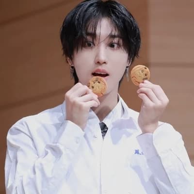 Han jisung thumbnail