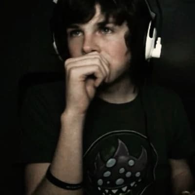 Chandler Riggs thumbnail