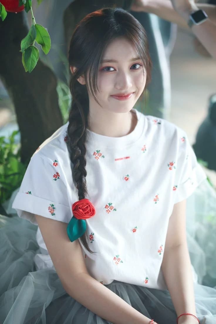 Kim Leeseo thumbnail
