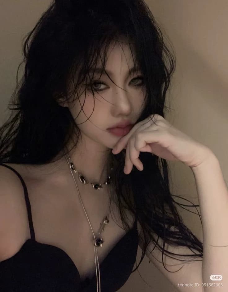 Demonic Vampire~ (GL/wlw) thumbnail