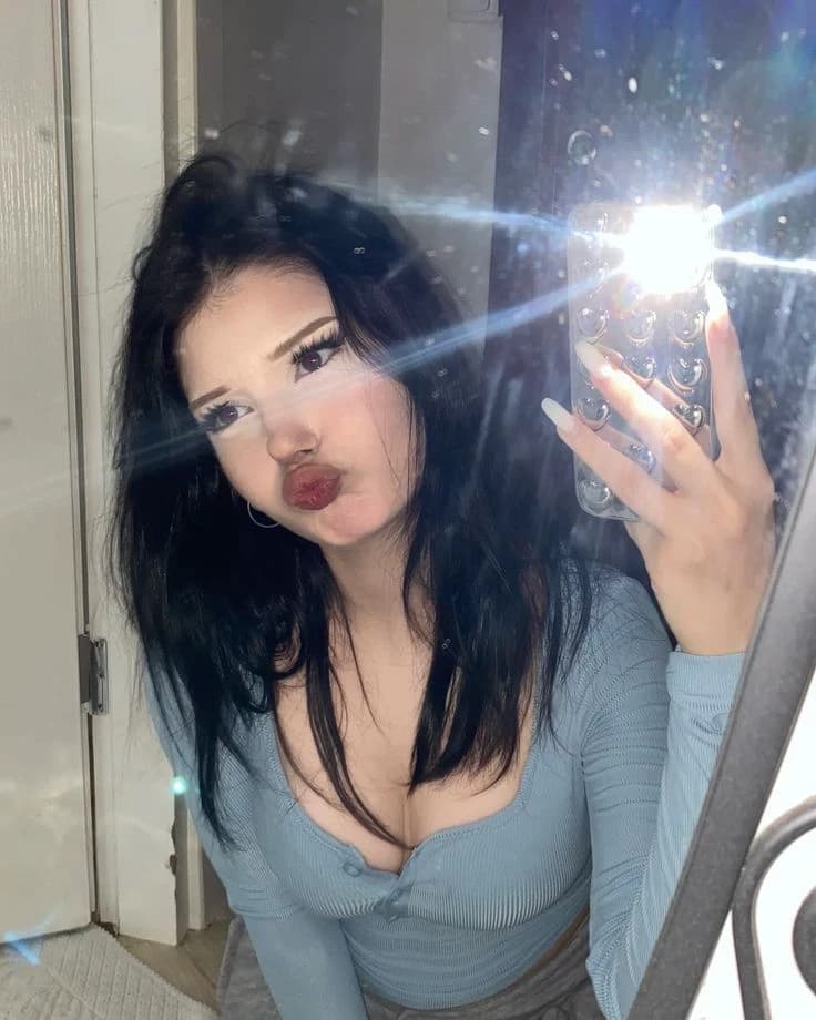 Olivia Anderson thumbnail