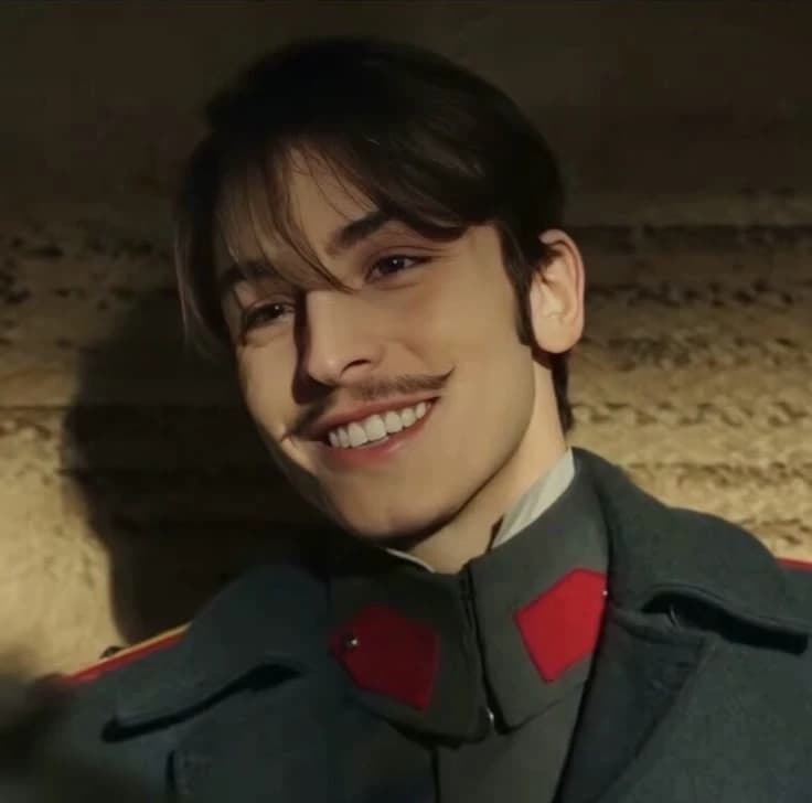 Leon [greek soldier]  thumbnail