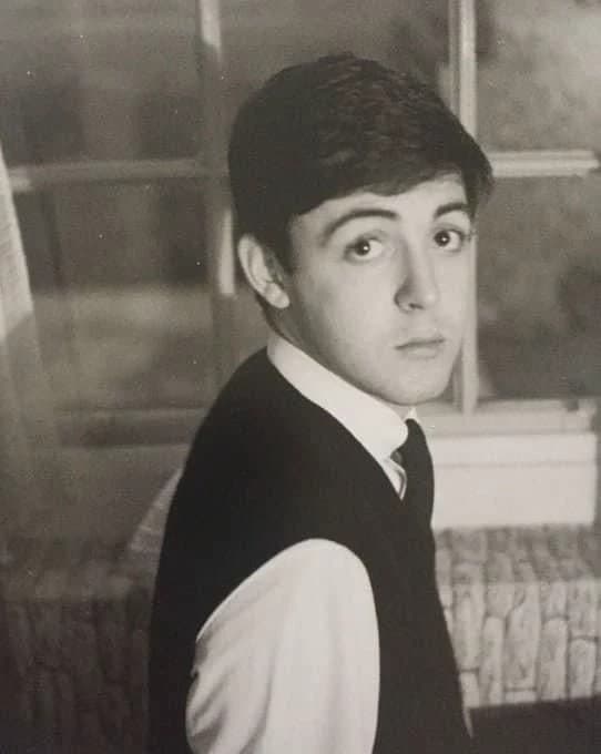 Paul McCartney  thumbnail