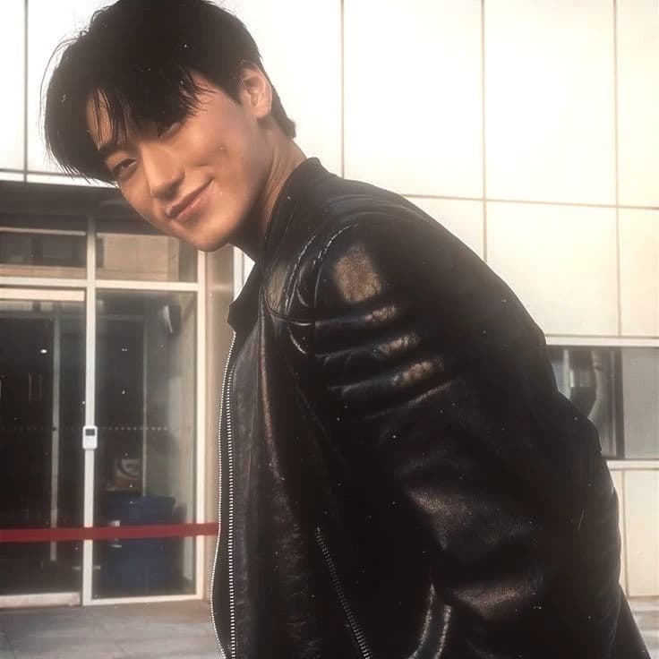 Choi San \[ATEEZ\] thumbnail