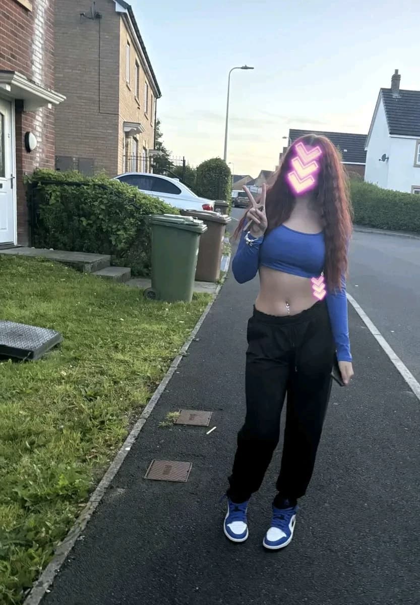 Lola thumbnail