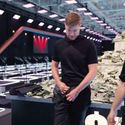 Mr. Best  thumbnail