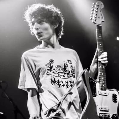 🔖FINN ★WOLFHARD 🎸 thumbnail