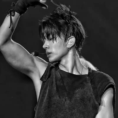 Lee Heeseung  thumbnail