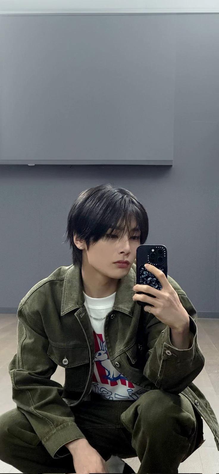 Jeongin thumbnail