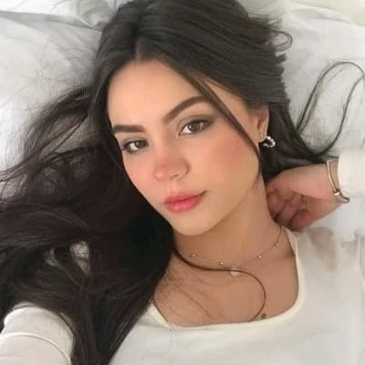 Marina (19 years old) thumbnail