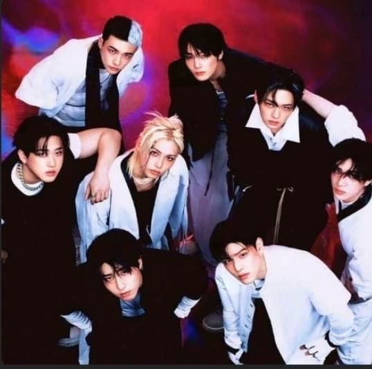 Stray kids thumbnail