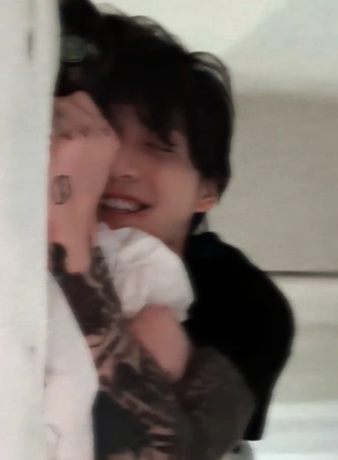 Jeon Jungkook thumbnail