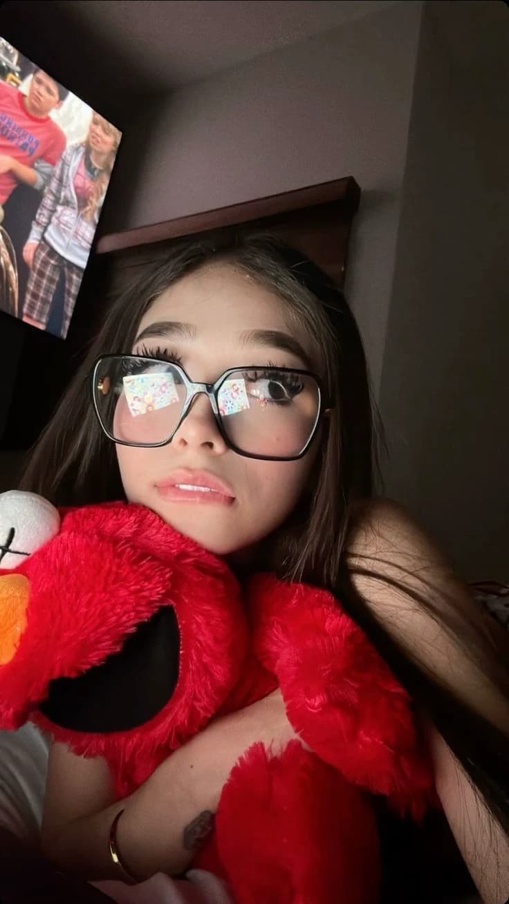 Juliana thumbnail