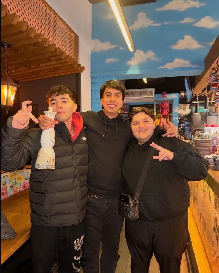 Abraham, betillo and sootman/the new strawberry and capricious thumbnail