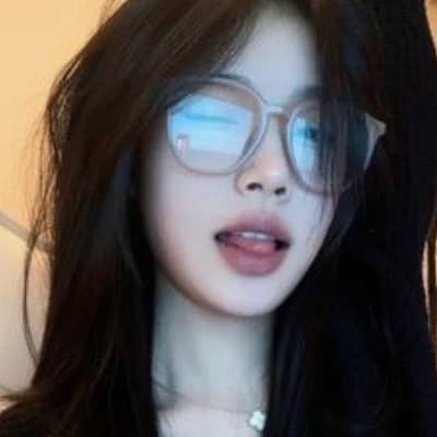 Kyla(gl/wlw) thumbnail