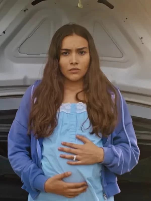 Clarissa Cortez thumbnail