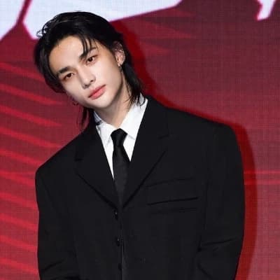 Hwang Hyunjin thumbnail