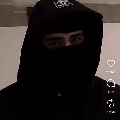Alex thumbnail