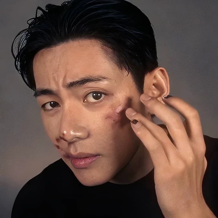 Kim Taehyung thumbnail